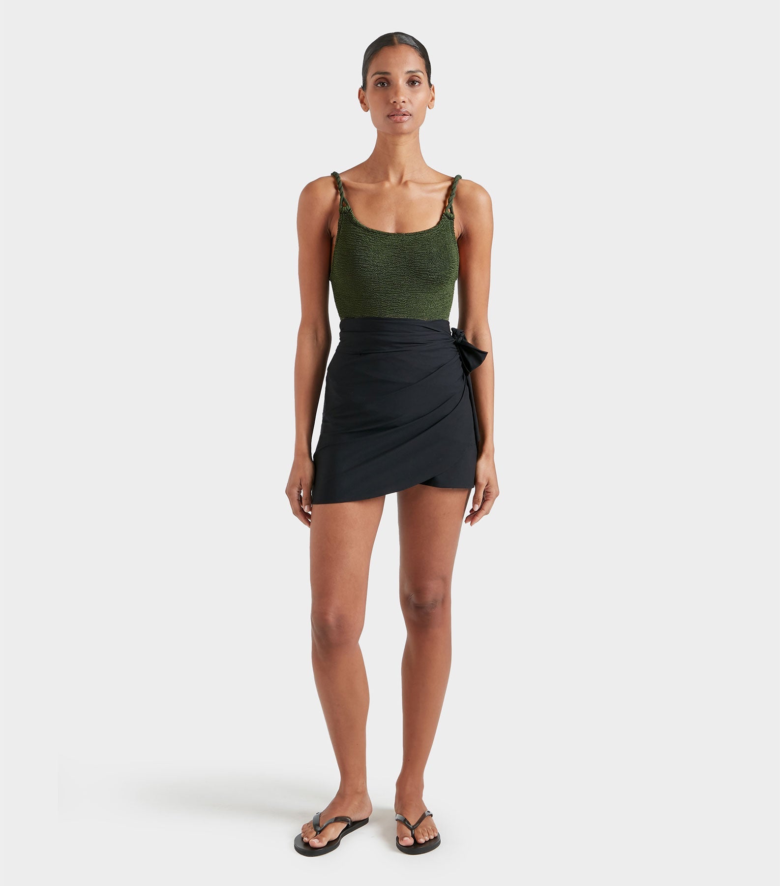 Short UPF 50+ Sarong - Black