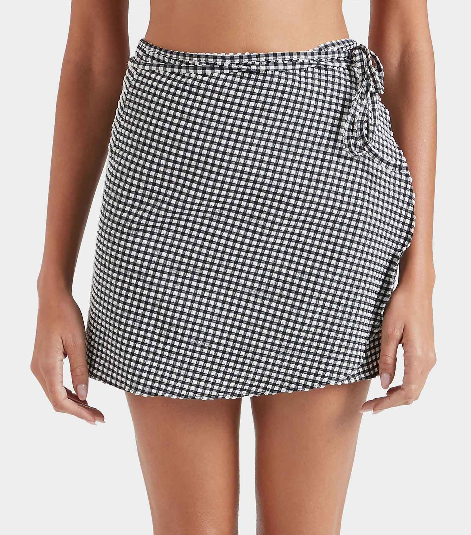 Gingham Seersucker Short Sarong - Black Gingham